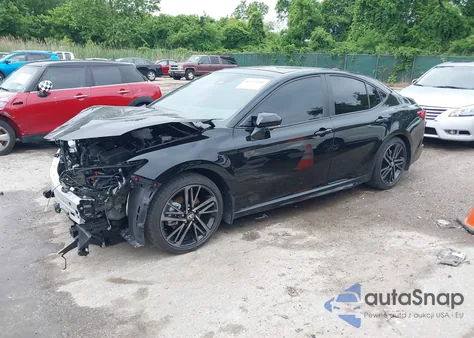 2025 Toyota Camry Xse z USA, uszkodzony, nr VIN 4T1DAACK9SU027223